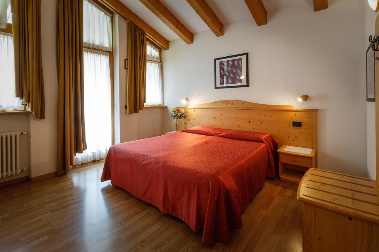 Hotel La Locanda Pinzolo Exteriér fotografie