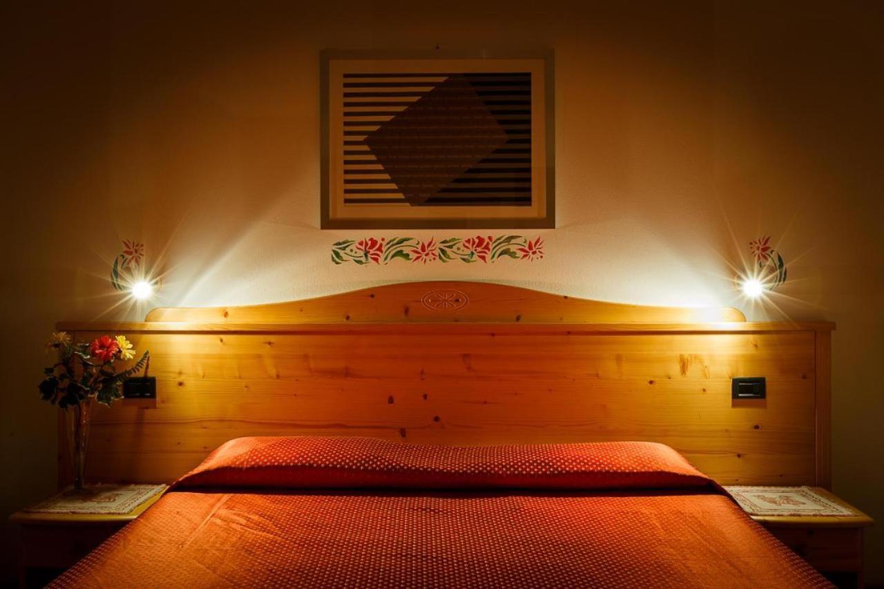 Hotel La Locanda Pinzolo Exteriér fotografie
